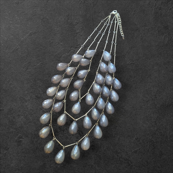 Vintage Jewelry - Vintage Silver and Gray Teardrop Necklace 16"-18"